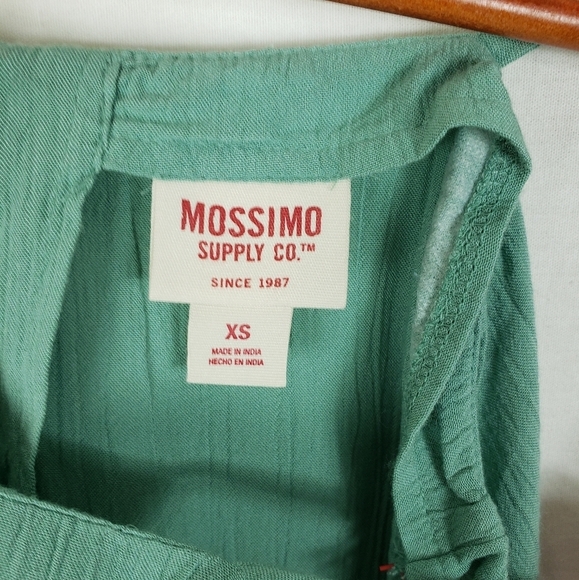 NWT Green Mossimo Crepe Cami Top With A Flowy Peplum Design Size XS - Picture 5 of 6